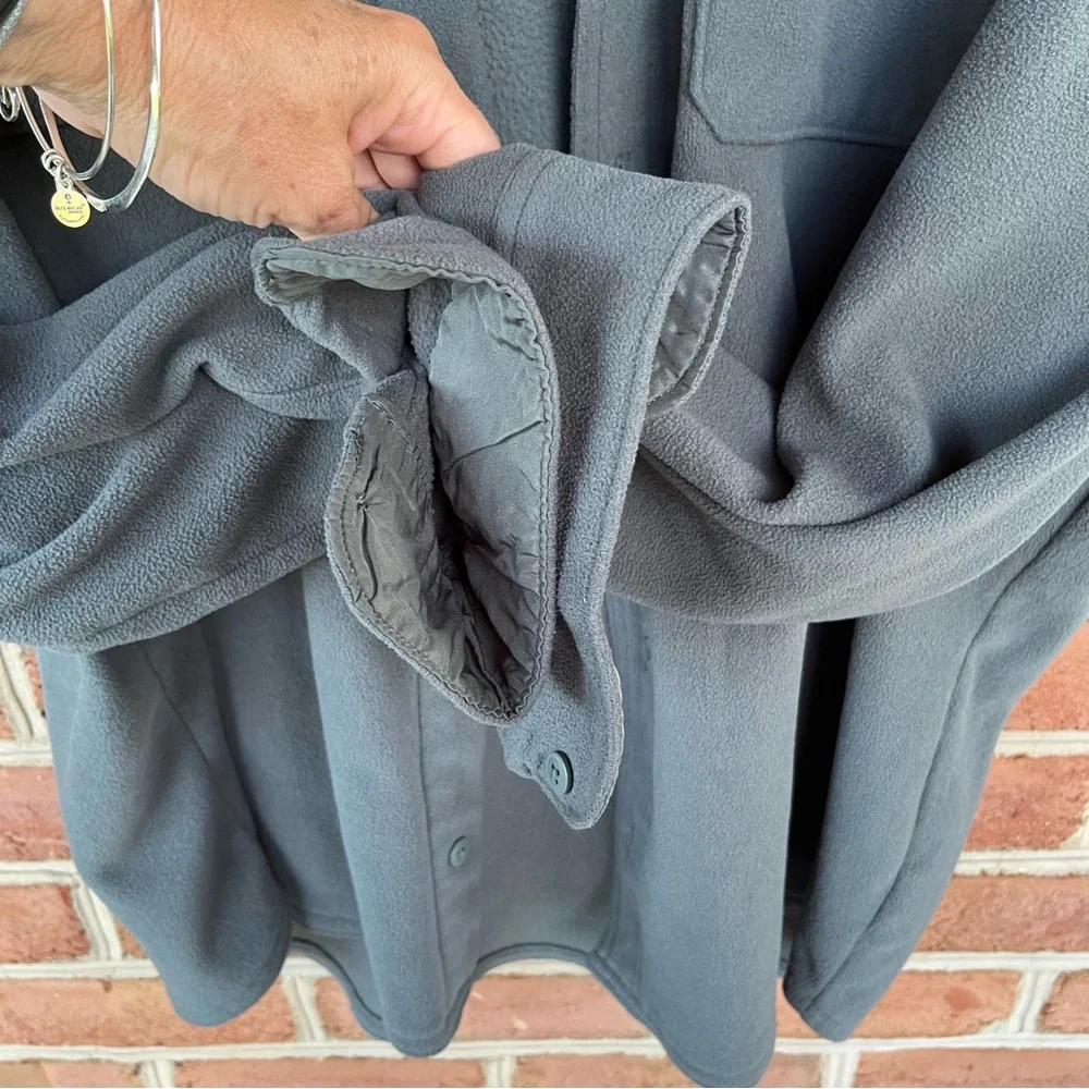 Wrangler Men's Charcoal Button Down Shirt - Picture 5 of 7